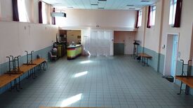 Salle des fêtes - Vue générale depuis la scène
