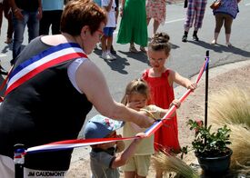 Cérémonie d'inauguration du blason sur la place de Flesquières - 14 juillet 2022 - Crédit photo JM Caudmont