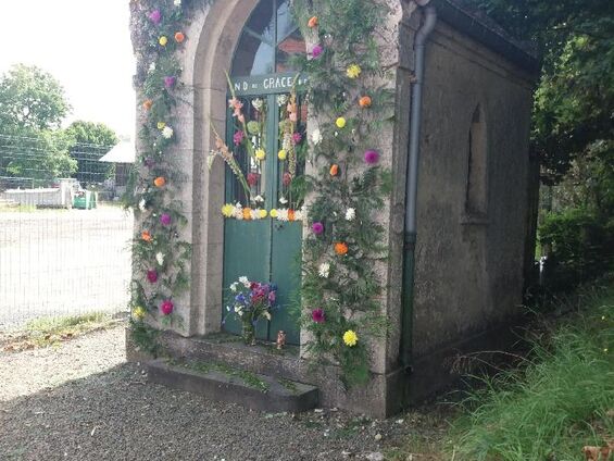 15 août 2021 - chapelle Notre Dame de Grâce décorée de Flesquières 15 août 2021 - chapelle Notre Dame de Grâce décorée de Flesquières