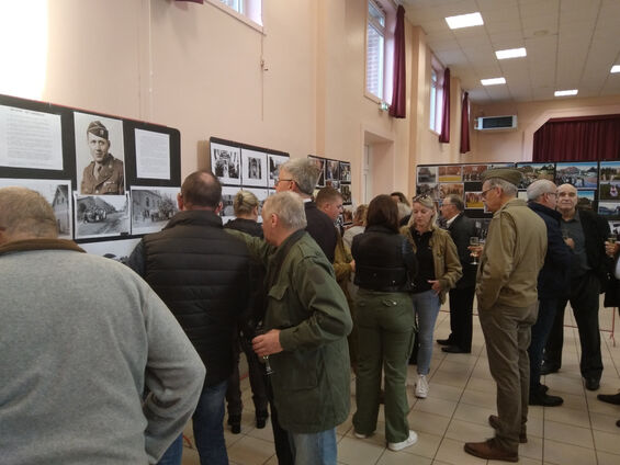 15 octobre 2022 - Inauguration photo stèle Cap. Bergman - Exposition JM Caudmont - Crédit Photo Fabien Leloir