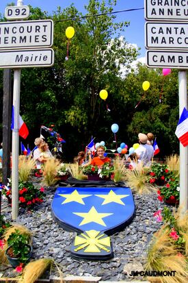 Cérémonie d'inauguration du blason sur la place de Flesquières - 14 juillet 2022 - Crédit photo JM Caudmont