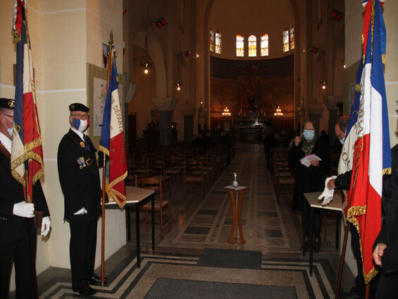 Messe du 11 novembre 2021 - Eglise St Géry Flesquières - Crédit photo JM Caudemont Messe du 11 novembre 2021 - Eglise St Géry Flesquières - Crédit photo JM Caudemont
