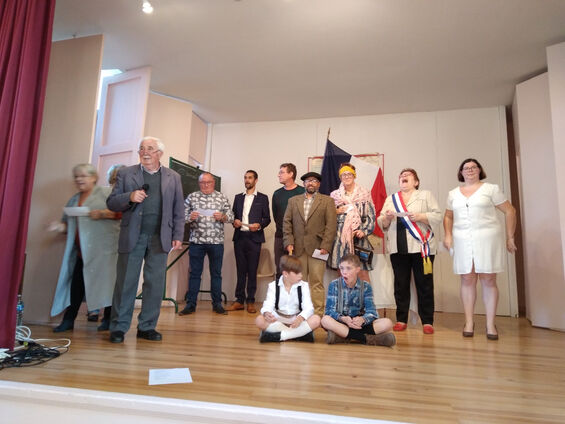 Merci à toute l'équipe municipale et aux bénévoles de la commission sociale Merci à toute l'équipe municipale et aux bénévoles de la commission sociale