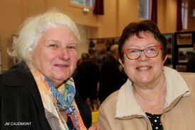 15 octobre 2022 - FLESQUIERES - Cérémonie d'inauguration de l'abribus et d'hommage au Caporal américain J. Bergman avec l'incrustation de son portrait sur la stèle du souvenir - Crédit Photo Jean Marie Caudmont