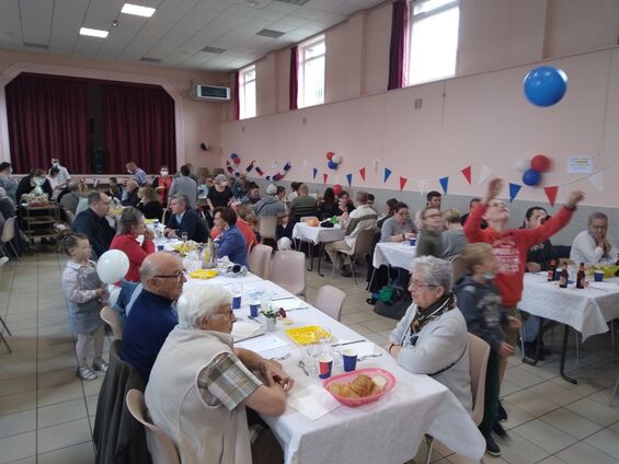 14 juillet 2021 - Flesquières - repas à la salle de fêtes 14 juillet 2021 - Flesquières - repas à la salle de fêtes