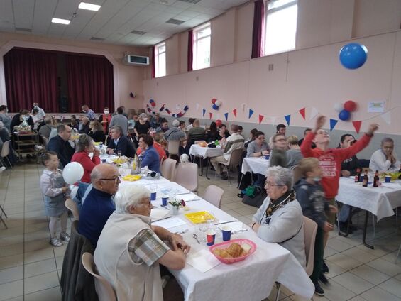 14 juillet 2021 - Flesquières - repas à la salle de fêtes