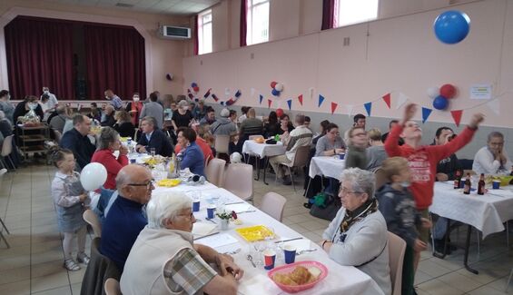 14 juillet 2021 - Flesquières - repas à la salle de fêtes