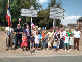 14 juillet 2022 - FLESQUIERES - Inauguration du blason au centre du village - Crédit photo Fabien LELOIR