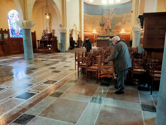 19 novembre 2022 - Nettoyage de l'église de Flesquières - Crédit photo : Billy Journet, 1er adjoint