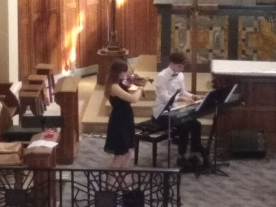 Samedi 21 mai 2022 - "Le conservatoire en ballade" à l'église de Flesquières
Musique de Chambre (professeur : Pierre Descamps)
Crédit photo Fabien Leloir