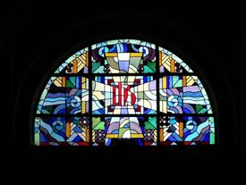 église - vitrail intérieur
